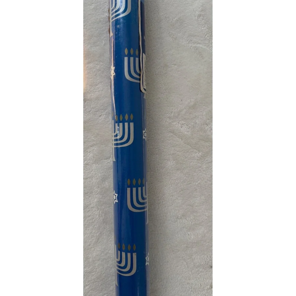 Vintage Chanukah Heavyweight Gift Wrap Menorah Star of David Blue 60 Sq Ft